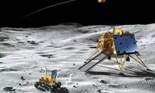 Science: जहां उतरा था चंद्रयान-3, NASA अब वहां लगाने जा रहा 2 जासूस Science: जहां उतरा था चंद्रयान-3, NASA अब वहां लगाने जा रहा 2 जासूस