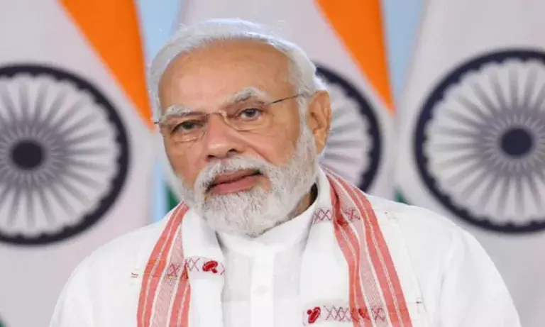 PM Modi ने शहीद दिवस पर असम आंदोलन की ऐतिहासिक हिम्मत की तारीफ की PM Modi ने शहीद दिवस पर असम आंदोलन की ऐतिहासिक हिम्मत की तारीफ की