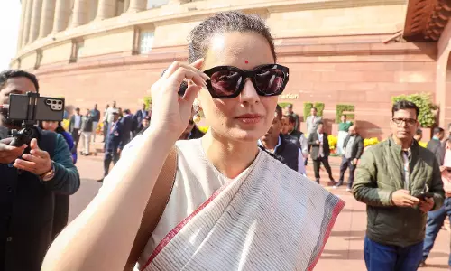 Kangana: सोनिया गांधी ने हमेशा भारतीयों, संविधान और नियमों की अवहेलना की
