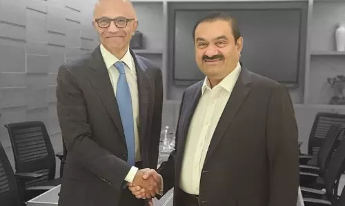 Gautam Adani , सत्या नडेला ने एआई की विशाल क्षमता पर चर्चा की