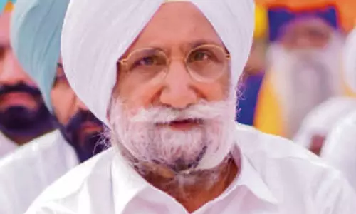 भ्रष्टाचार के आरोप पर MP Sukhjinder Singh Randhawa ने नवजोत कौर सिद्धू को मानहानि का नोटिस भेजा भ्रष्टाचार के आरोप पर MP Sukhjinder Singh Randhawa ने नवजोत कौर सिद्धू को मानहानि का नोटिस भेजा