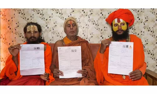 अयोध्या में SIR प्रक्रिया अंतिम चरण में, संतों ने इसे राष्ट्रीय एकता के लिए अहम बताया