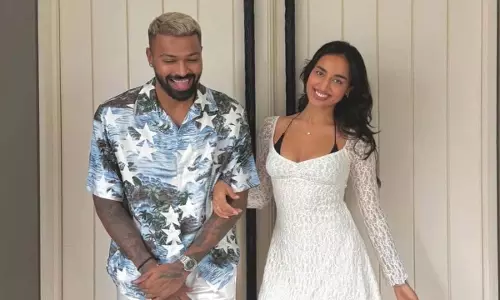 Hardik Pandya और माहिका शर्मा के बीच उम्र का कितना अंतर है? Hardik Pandya और माहिका शर्मा के बीच उम्र का कितना अंतर है?