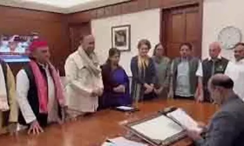 INDIA ब्लॉक ने महाभियोग प्रस्ताव से न्यायपालिका को धमकी दी: BJP INDIA ब्लॉक ने महाभियोग प्रस्ताव से न्यायपालिका को धमकी दी: BJP