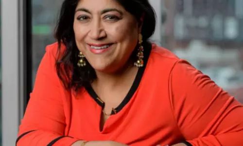 Gurinder Chadha ने साझा किया मीना कुमारी की ‘बैजू बावरा’ देखने का अनुभव Gurinder Chadha ने साझा किया मीना कुमारी की ‘बैजू बावरा’ देखने का अनुभव