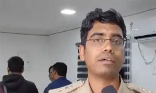 Malkangiri प्रशासन ने शांति बैठक बुलाई, दोनों समुदायों ने शांति बहाल करने का संकल्प लिया Malkangiri प्रशासन ने शांति बैठक बुलाई, दोनों समुदायों ने शांति बहाल करने का संकल्प लिया