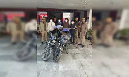 मोबाइल स्नैचिंग गिरोह का भंडाफोड़, 4 शातिर गिरफ्तार
