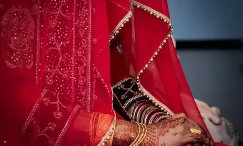 Gorakhpur में नई शादीशुदा महिला ने शादी के सिर्फ तीन दिन बाद ही तलाक मांगा Gorakhpur में नई शादीशुदा महिला ने शादी के सिर्फ तीन दिन बाद ही तलाक मांगा