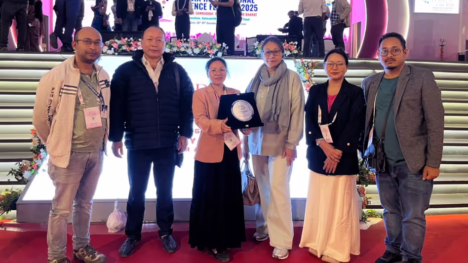 Arunachal : प्रभावशाली अनुसंधान और प्रौद्योगिकी आउटरीच के लिए IISF में सम्मानित Arunachal : प्रभावशाली अनुसंधान और प्रौद्योगिकी आउटरीच के लिए IISF में सम्मानित