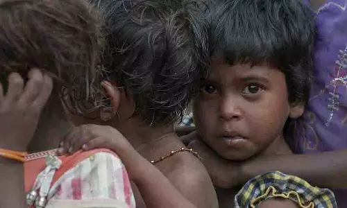 Nashik: कथित मां ने आर्थिक तंगी में बारह में से छह बच्चों को बेच दिया Nashik: कथित मां ने आर्थिक तंगी में बारह में से छह बच्चों को बेच दिया