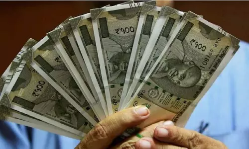 Personal loan statements: छोटी-छोटी बातें जो आपको महंगे सरप्राइज़ से बचाती हैं। Personal loan statements: छोटी-छोटी बातें जो आपको महंगे सरप्राइज़ से बचाती हैं।