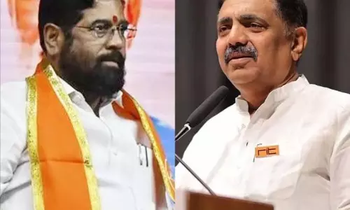 जयंत पाटिल ने Ladki Bahin योजना को लेकर एकनाथ शिंदे पर निशाना साधा जयंत पाटिल ने Ladki Bahin योजना को लेकर एकनाथ शिंदे पर निशाना साधा