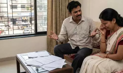 हर शादीशुदा Coupleकी लड़ाई के 4 कारण हर शादीशुदा Coupleकी लड़ाई के 4 कारण