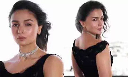 ब्लैक आउटफिट में Alia ने लूटा दिल ब्लैक आउटफिट में Alia ने लूटा दिल