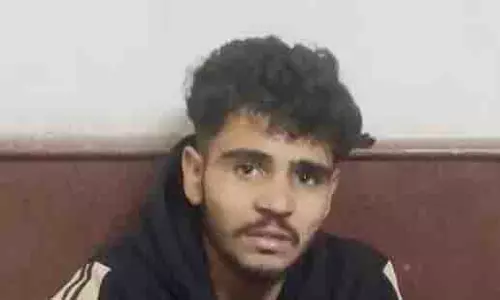 पुलिस कस्टडी से भाग रहा संदिग्ध क्राइम ब्रांच परिसर में कूदा, गिरफ्तार
