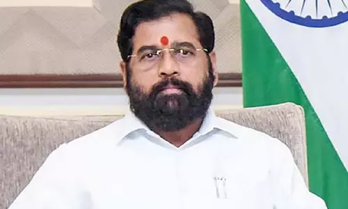 महाराष्ट्र विधानसभा में लाडकी बहिन योजना को लेकर देखने को मिला वाकयुद्ध महाराष्ट्र विधानसभा में लाडकी बहिन योजना को लेकर देखने को मिला वाकयुद्ध