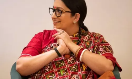 Smriti Irani: धुरंधर के लिए आदित्य धर, रणवीर सिंह और टीम की तारीफ़ की