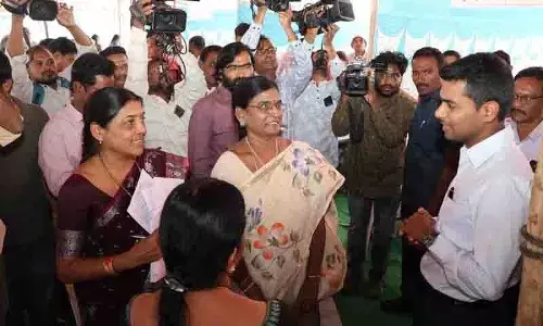 ग्राम पंचायत चुनाव: Khammam में पहले चरण में 2.41 लाख मतदाता वोट डालेंगे