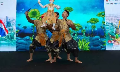 सऊदी में Thailand मेगा फेयर: आर्थिक साझेदारी और सांस्कृतिक आदान-प्रदान की झलक सऊदी में Thailand मेगा फेयर: आर्थिक साझेदारी और सांस्कृतिक आदान-प्रदान की झलक