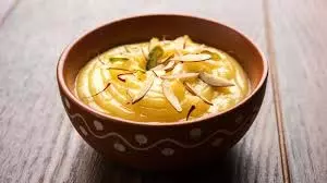 Shrikhand Recipe: घर पर बनाएं बाजार जैसा टेस्टी श्रीखंड Shrikhand Recipe: घर पर बनाएं बाजार जैसा टेस्टी श्रीखंड