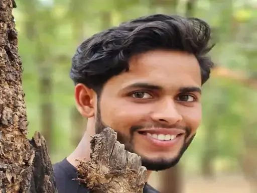 कार ड्राइवर ने अचानक खोला गेट, बाइक सवार की मौत कार ड्राइवर ने अचानक खोला गेट, बाइक सवार की मौत