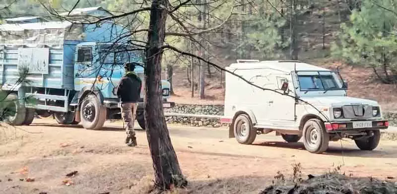 Delhi ब्लास्ट मामले में NIA ने अनंतनाग के जंगलों में तलाशी अभियान चलाया Delhi ब्लास्ट मामले में NIA ने अनंतनाग के जंगलों में तलाशी अभियान चलाया