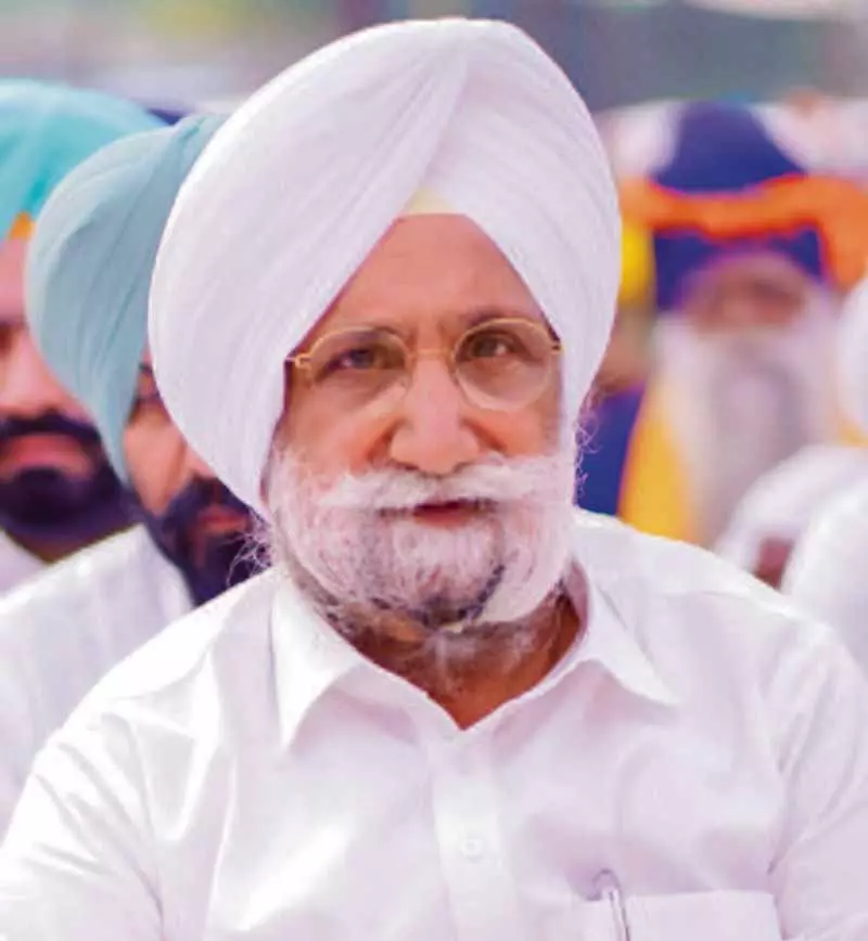 भ्रष्टाचार के आरोप पर MP Sukhjinder Singh Randhawa ने नवजोत कौर सिद्धू को मानहानि का नोटिस भेजा भ्रष्टाचार के आरोप पर MP Sukhjinder Singh Randhawa ने नवजोत कौर सिद्धू को मानहानि का नोटिस भेजा