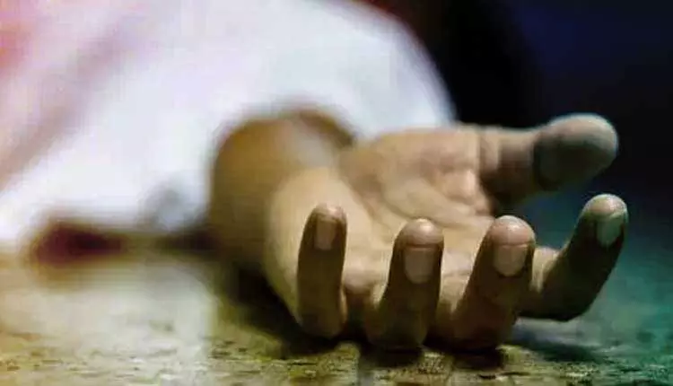 Balangir में सुकटेल बांध कॉलोनी से जली हुई लाश बरामद, आत्महत्या का शक Balangir में सुकटेल बांध कॉलोनी से जली हुई लाश बरामद, आत्महत्या का शक