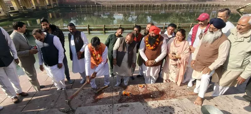 Haryana : पिहोवा में आरती स्थल विकसित करने का काम शुरू Haryana : पिहोवा में आरती स्थल विकसित करने का काम शुरू