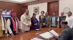 INDIA ब्लॉक ने महाभियोग प्रस्ताव से न्यायपालिका को धमकी दी: BJP INDIA ब्लॉक ने महाभियोग प्रस्ताव से न्यायपालिका को धमकी दी: BJP