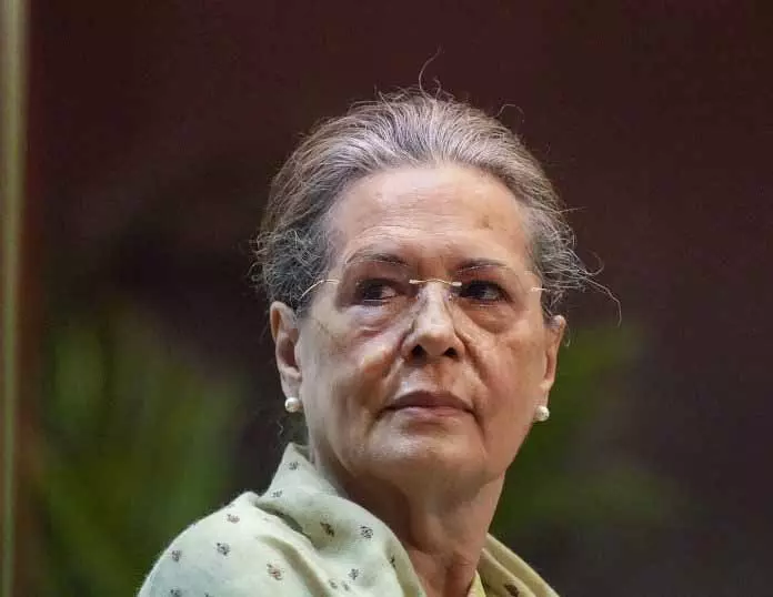 JAMMU: कांग्रेस ने सोनिया गांधी का जन्मदिन मनाया JAMMU: कांग्रेस ने सोनिया गांधी का जन्मदिन मनाया