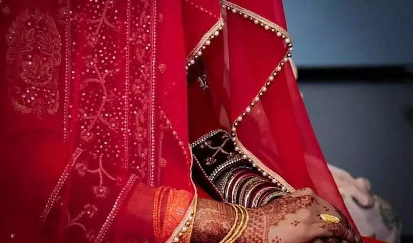 Gorakhpur में नई शादीशुदा महिला ने शादी के सिर्फ तीन दिन बाद ही तलाक मांगा Gorakhpur में नई शादीशुदा महिला ने शादी के सिर्फ तीन दिन बाद ही तलाक मांगा
