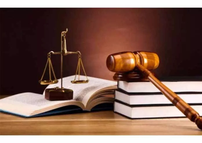 HC ने अनावश्यक मुकदमेबाजी के लिए सरकार पर जुर्माना लगाया HC ने अनावश्यक मुकदमेबाजी के लिए सरकार पर जुर्माना लगाया