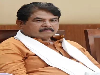 BJP ने कांग्रेस से मांगा उत्तर कर्नाटक श्वेत पत्र BJP ने कांग्रेस से मांगा उत्तर कर्नाटक श्वेत पत्र
