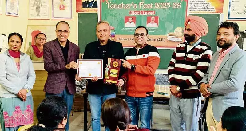 Jabbowal की टीचर ने प्रतियोगिता में टॉप स्थान हासिल किया Jabbowal की टीचर ने प्रतियोगिता में टॉप स्थान हासिल किया