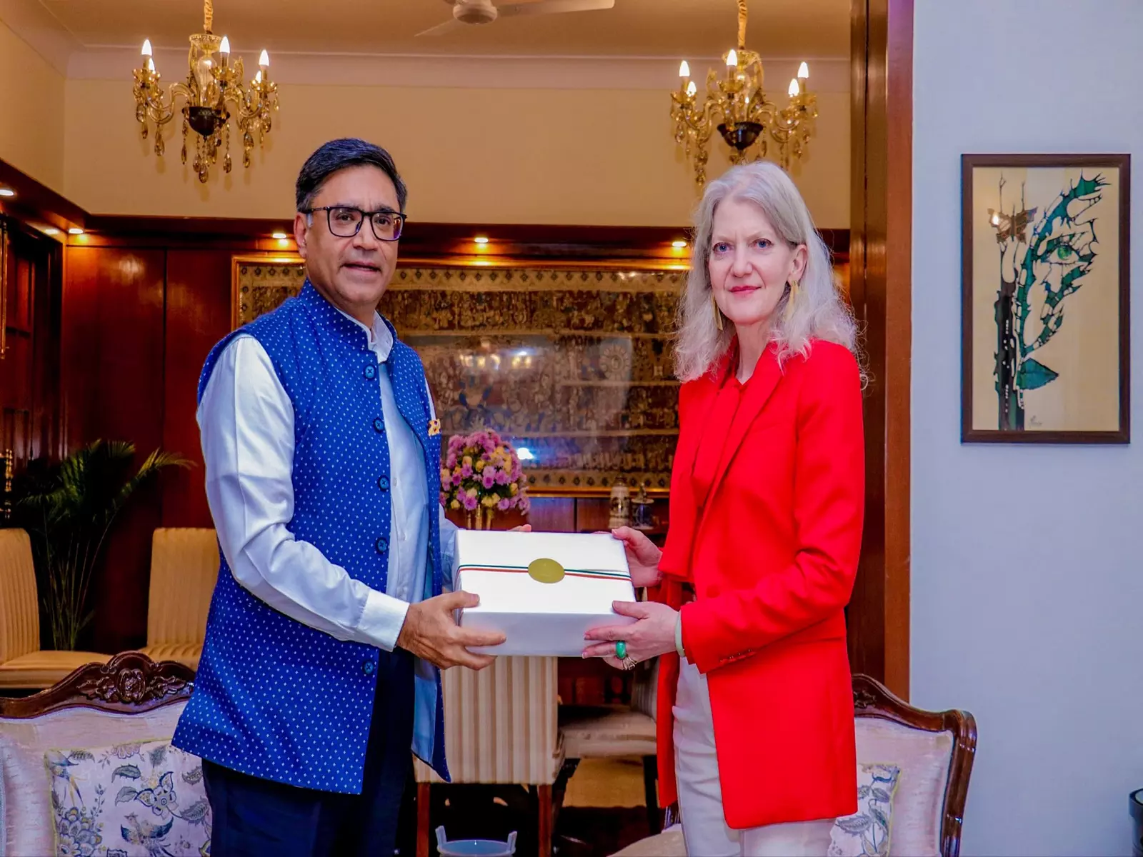विदेश सचिव ने रक्षा और प्रौद्योगिकी के मुद्दों पर शीर्ष अमेरिकी राजनयिक से बातचीत की विदेश सचिव ने रक्षा और प्रौद्योगिकी के मुद्दों पर शीर्ष अमेरिकी राजनयिक से बातचीत की