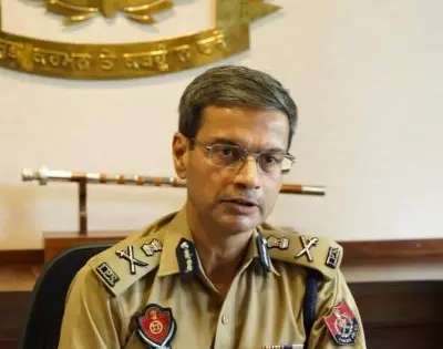 Punjab: जमीनी स्तर पर चुनावी तैयारियों में पुलिस ने उठाया बड़ा कदम Punjab: जमीनी स्तर पर चुनावी तैयारियों में पुलिस ने उठाया बड़ा कदम