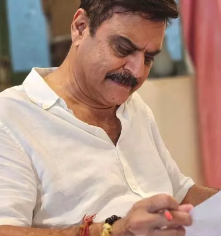 करण राजदान फिर बनाएंगे रजनी शो, एक्स-वाइफ प्रिया तेंदुलकर संग सेट के पलों को किया याद करण राजदान फिर बनाएंगे रजनी शो, एक्स-वाइफ प्रिया तेंदुलकर संग सेट के पलों को किया याद