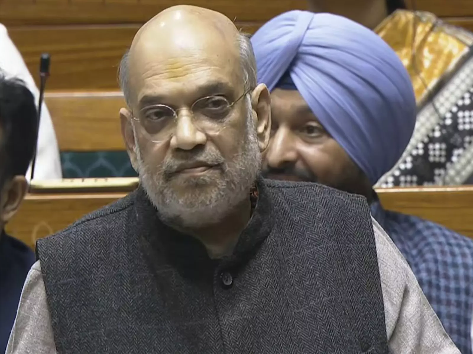 Amit Shah ने लोकसभा में राहुल गांधी को दिया जवाब Amit Shah ने लोकसभा में राहुल गांधी को दिया जवाब