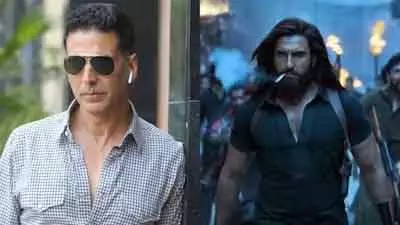 Akshay Kumar ने धुरंधर की तारीफ की, दीपिका ने रणवीर के परफॉर्मेंस को सराहा Akshay Kumar ने धुरंधर की तारीफ की, दीपिका ने रणवीर के परफॉर्मेंस को सराहा