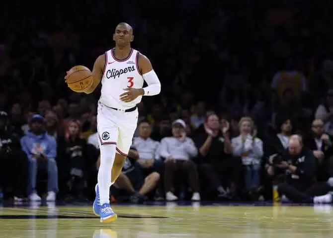 Chris Paul ने लॉस एंजेल्स क्लिपर्स से रिलीज़ होने पर शांति जताई, NBA करियर को लेकर उत्साहित Chris Paul ने लॉस एंजेल्स क्लिपर्स से रिलीज़ होने पर शांति जताई, NBA करियर को लेकर उत्साहित