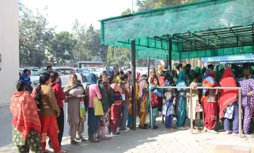 Karnal में 104 सरकारी डॉक्टर हड़ताल पर, मरीज़ों को अल्ट्रासाउंड में परेशानी Karnal में 104 सरकारी डॉक्टर हड़ताल पर, मरीज़ों को अल्ट्रासाउंड में परेशानी