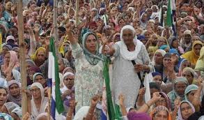 Ludhiana : निजीकरण का विरोध करते हुए किसान नेताओं ने स्मार्ट मीटर उखाड़ दिए