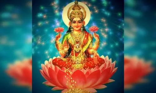 कष्टों से मुक्ति दिलाएगी अष्टमी की पूजा, जानें व्रत की सरल विधि कष्टों से मुक्ति दिलाएगी अष्टमी की पूजा, जानें व्रत की सरल विधि