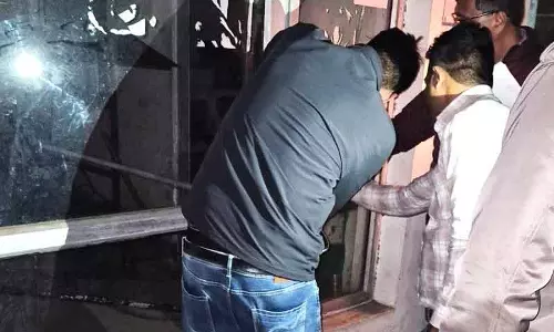 Yamunanagar-Jagadhri: टैक्स बकाया पर MC ने 3 दुकानें और एक पेट्रोल पंप सील किया