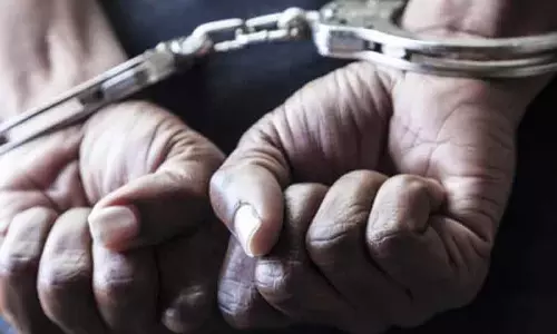 बिश्नाह में हेरोइन के साथ 2 ड्रग तस्कर गिरफ्तार बिश्नाह में हेरोइन के साथ 2 ड्रग तस्कर गिरफ्तार