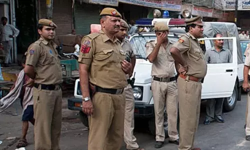 शॉकिंग मर्डर, लाश को कार में रखकर घूमते रहे हत्यारे शॉकिंग मर्डर, लाश को कार में रखकर घूमते रहे हत्यारे