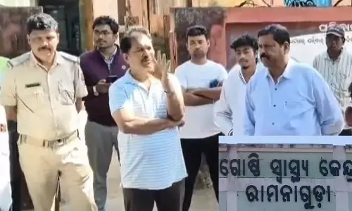 रायगड़ा बस-बाइक हादसा: 2 छात्रों की मौत