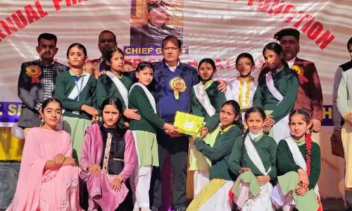 जीवन में सफलता के लिए नैतिक मूल्य और नौकरी-उन्मुख शिक्षा ज़रूरी है: Himachal Speaker जीवन में सफलता के लिए नैतिक मूल्य और नौकरी-उन्मुख शिक्षा ज़रूरी है: Himachal Speaker