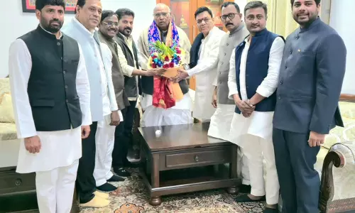Telangana CM ने खड़गे, प्रियंका गांधी से की मुलाकात, उन्हें ग्लोबल समिट की जानकारी दी
